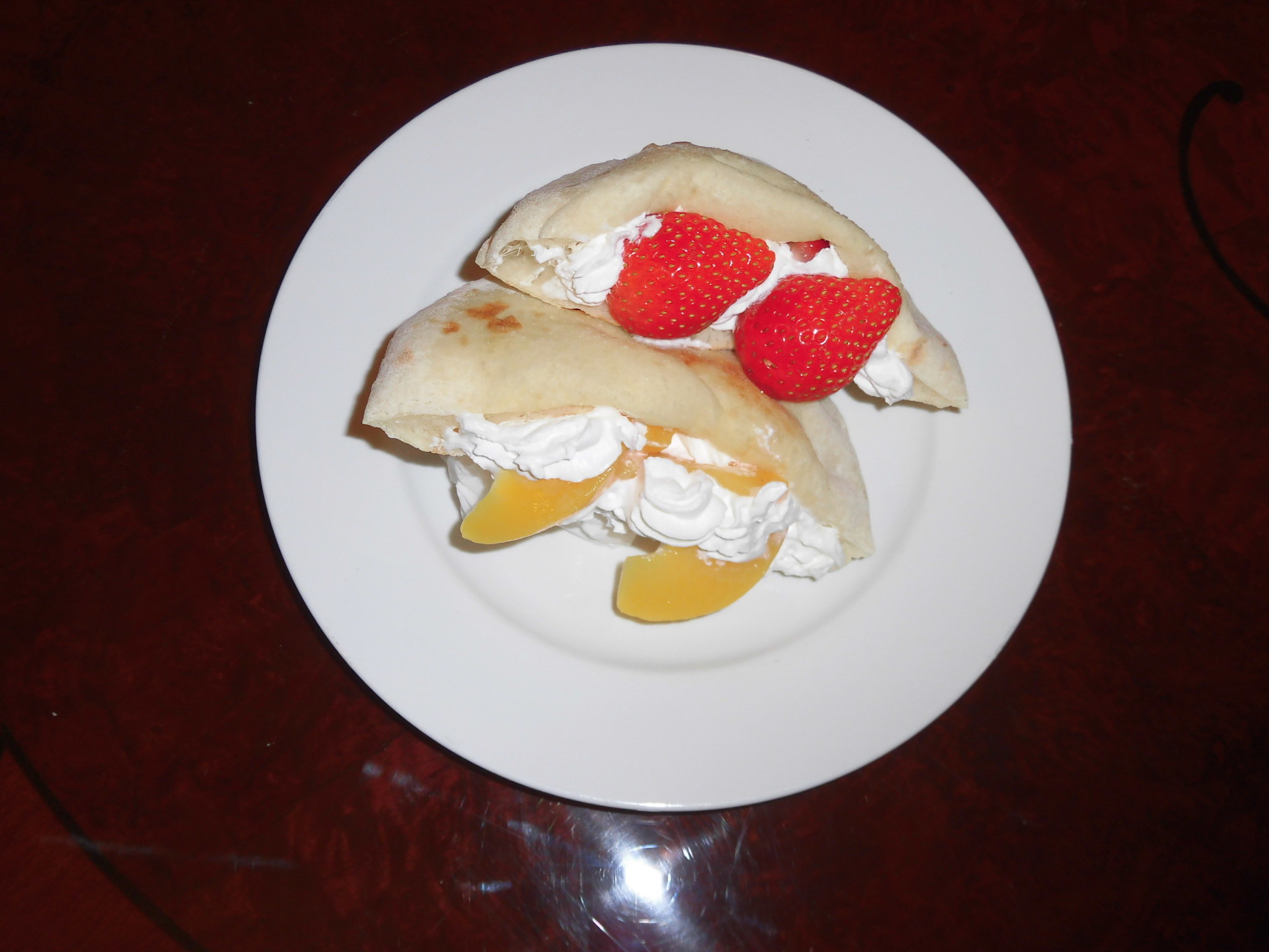 �J�t�F�A���ocaffe-alba�̃t�H�J�b�`���A�C�^���A�ŃT���h�E�B�b�`�A�p�j�[�m�A�A�C�X�T���h